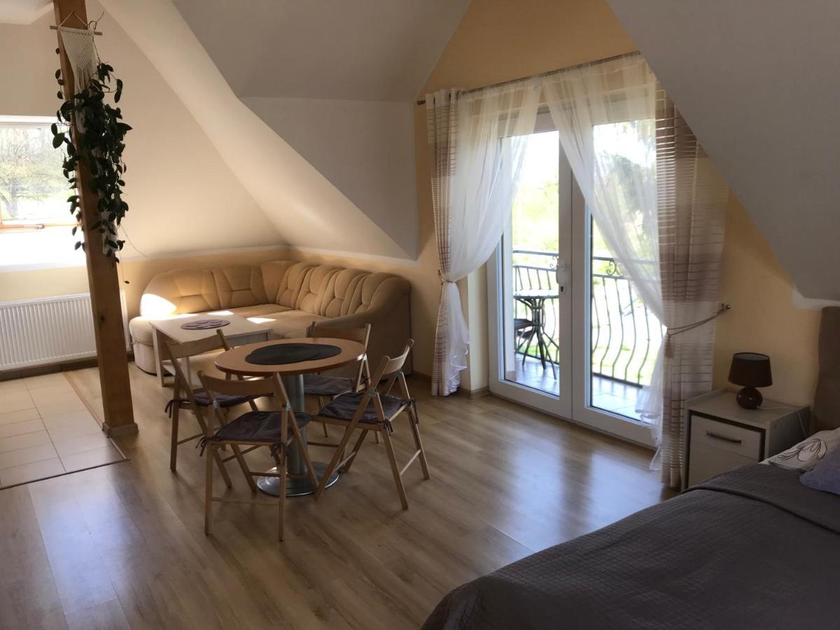 Apartament Joanna Wapnica  Buitenkant foto