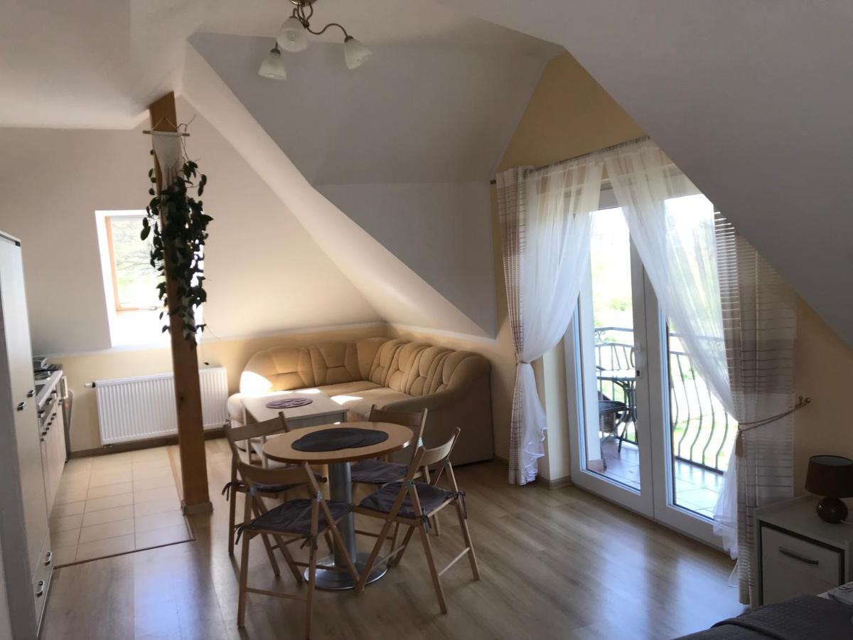 Apartament Joanna Wapnica  Buitenkant foto